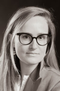 Sophie-BERTHON-commissaire-aux-comptes-sepia-150-dpi